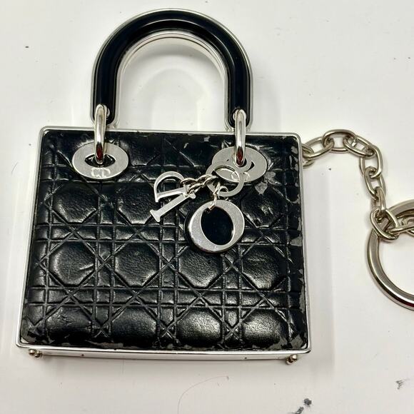 Dior Mini Bag Blush Keychain – Unused Makeup, lady Dior{OFFERS WELCOME New - Picture 4 of 8